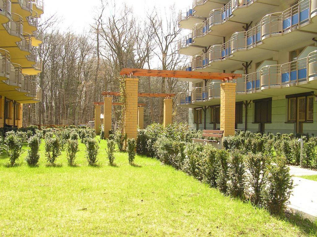 Green Park Apartments シフィノウイシチェ エクステリア 写真